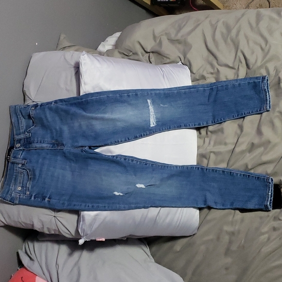 Jeans - Picture 2 of 3